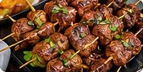 Mini brochettes de viande de bœuf
